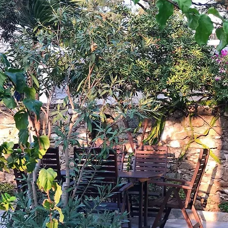 Matina Hotel 2*